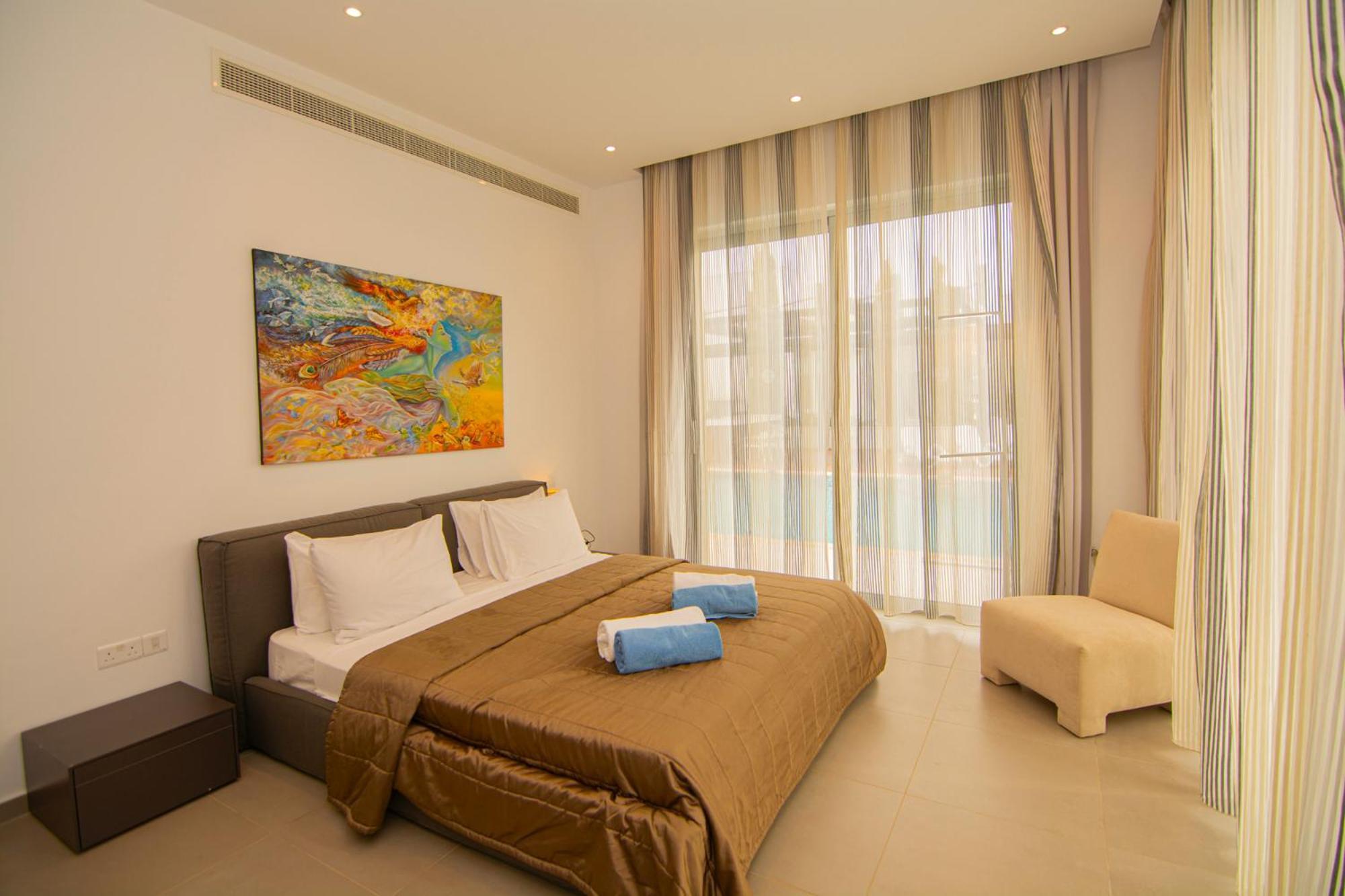 Seafront Layla By Ruidoso Luxury * Ayía Nápa